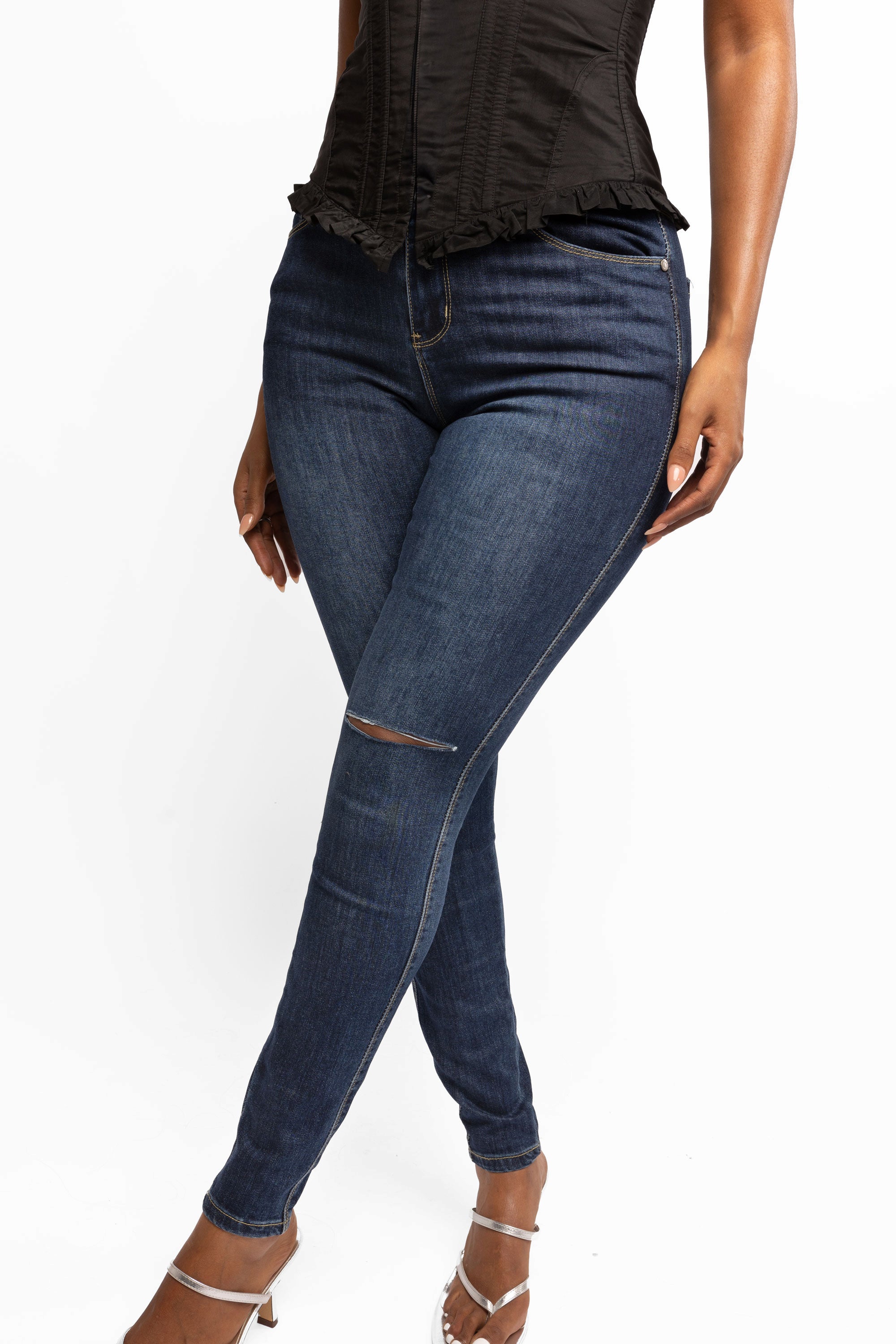 Sculpting High-Rise Skinny Jeans