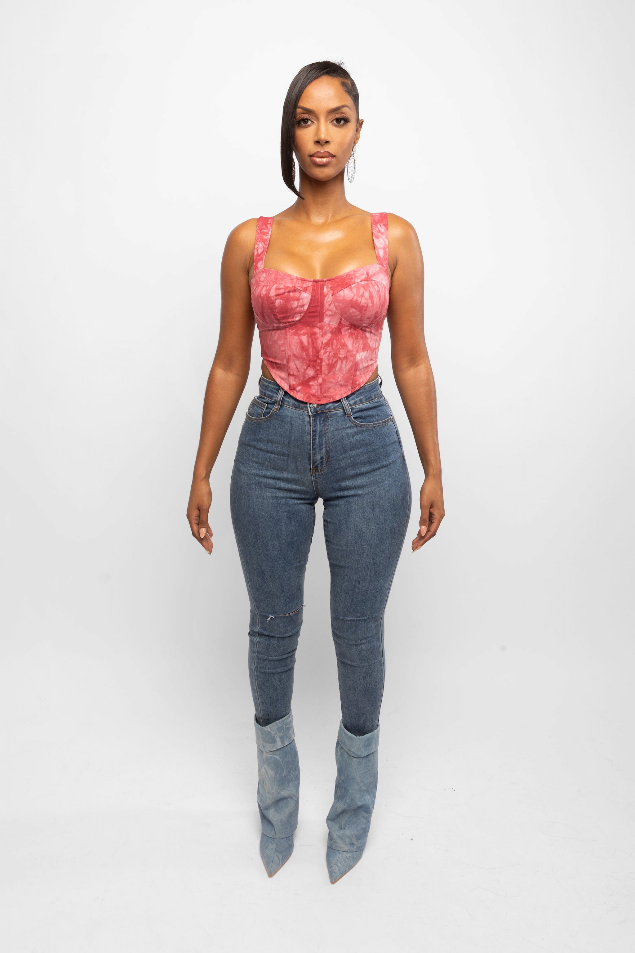 Distressed Knee-Rip Skinny Jeans